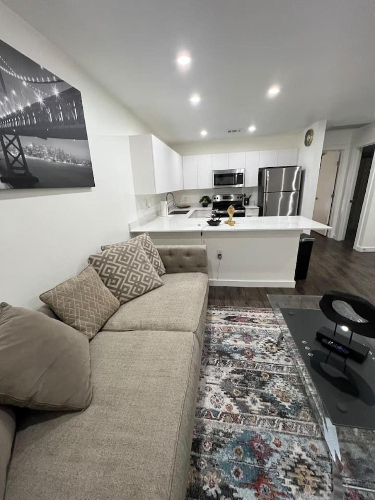 Apartment - Alluring 1 Bed 1 Bath